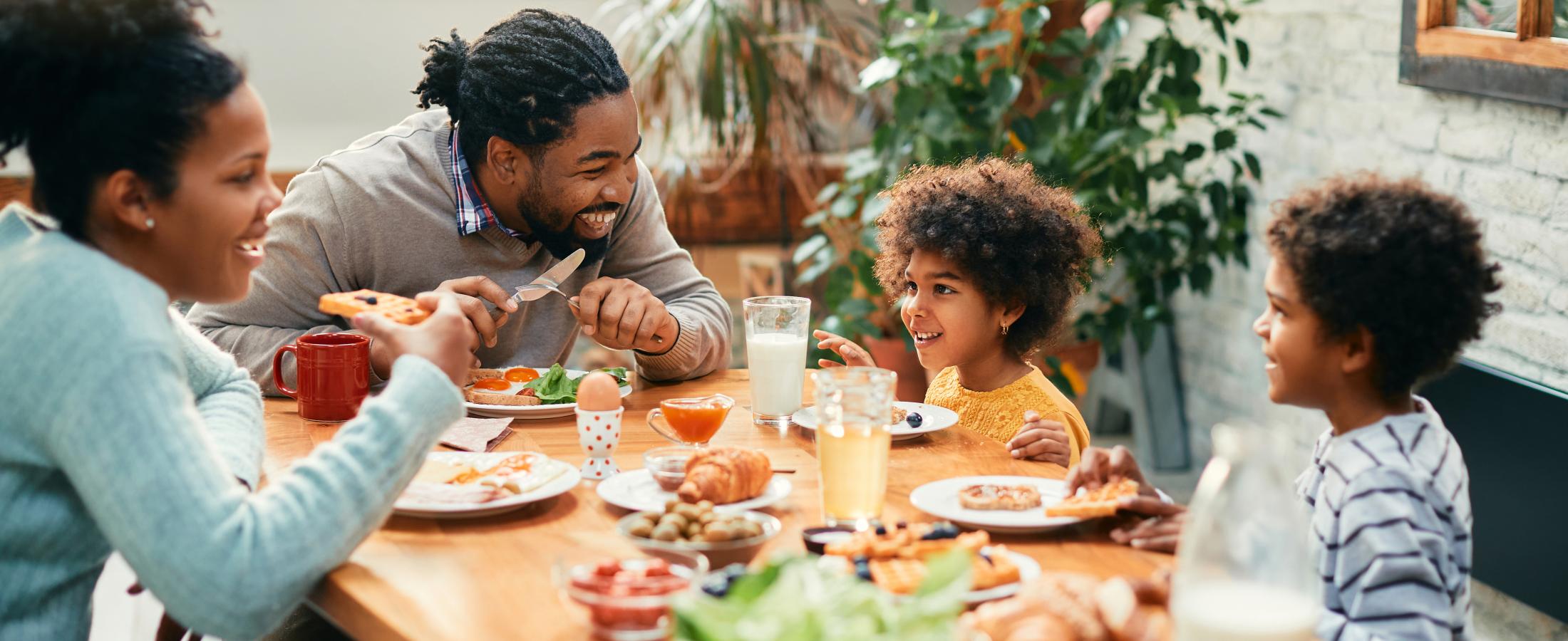 Family at breakfast