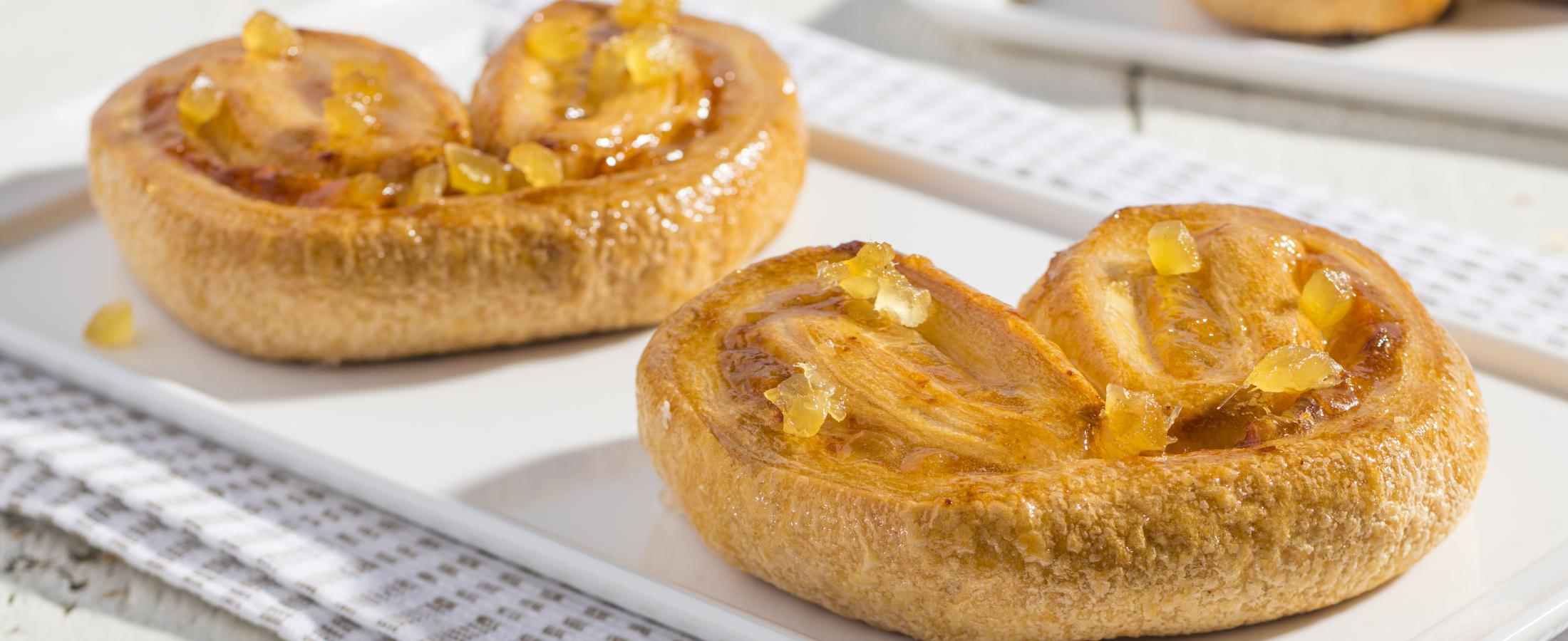 viennoiserie laminated dough application with fruit filling